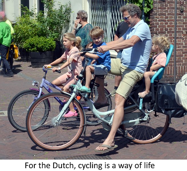 2022-07-05 2376b family biking